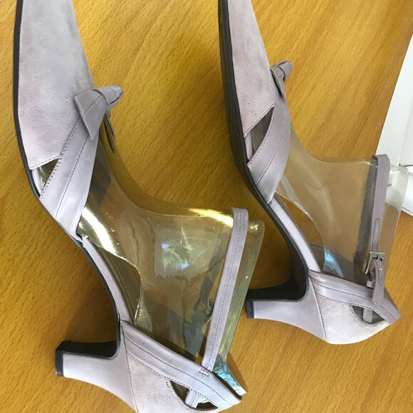 NIB Naturalizer Women’s Size 10 lilac Suede Arsey Ankle Strap Mid Heel Pumps - Picture 3 of 8